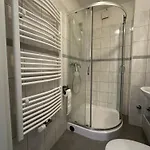 Daire & Monteurzimmer - Free Parking & 24h Check-in