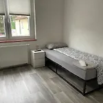 Apartament & Monteurzimmer - Free Parking & 24h Check-in Bielefeld