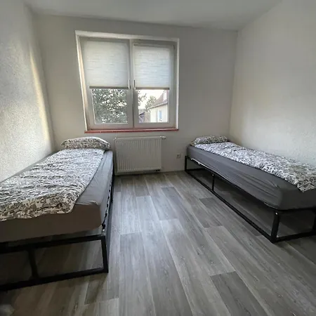 & Monteurzimmer - Free Parking & 24h Check-in Apartament Bielefeld