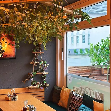 Apartmán & Monteurzimmer - Free Parking & 24h Check-in *