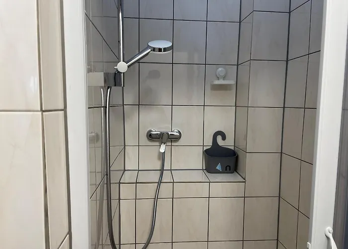 Apartament & Monteurzimmer - Free Parking & 24h Check-in *